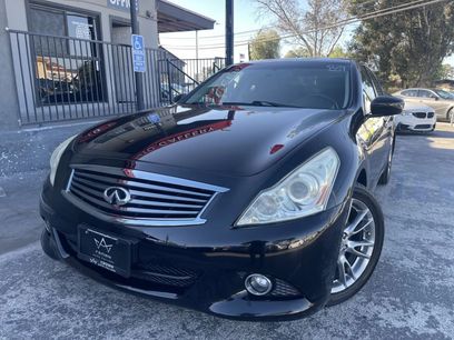 Used 2013 INFINITI G37 Journey w/ Premium Pkg