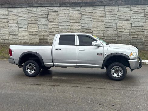 Used 2010 Dodge Ram 2500 Truck SLT AWD/4WD image 5