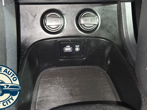 Used 2019 Hyundai Santa Fe XL image 18