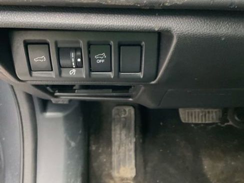 Used 2024 Subaru Outback Limited image 29