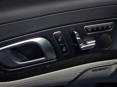 Used 2020 Mercedes-Benz SL 450 image 32