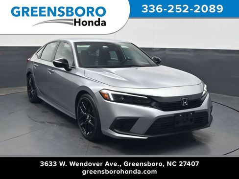 Used 2023 Honda Civic Sport image 1