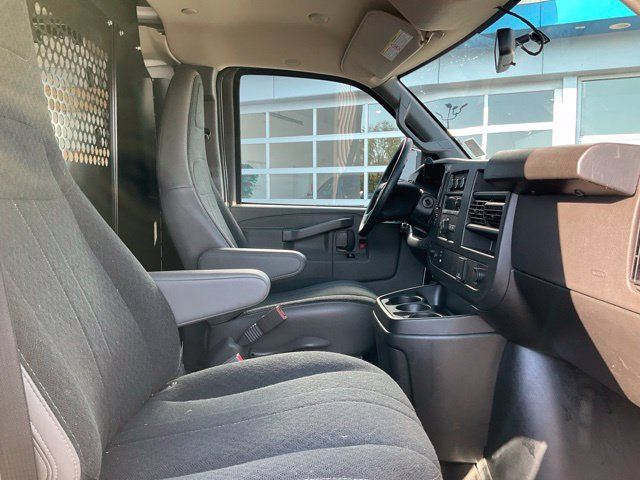 Used 2025 Chevrolet Express 2500 w/ Driver Convenience Package RWD image 12