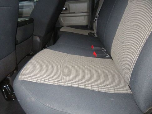 Used 2010 Dodge Ram 1500 Truck SLT image 25