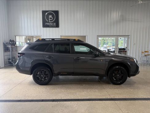 Used 2023 Subaru Outback Wilderness AWD/4WD image 6