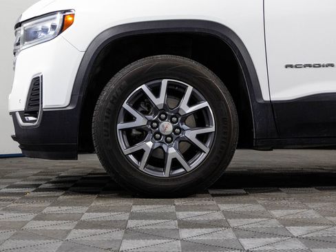 Certified 2023 GMC Acadia SLT image 46