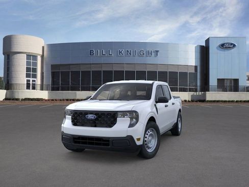 New 2025 Ford Maverick XL image 3