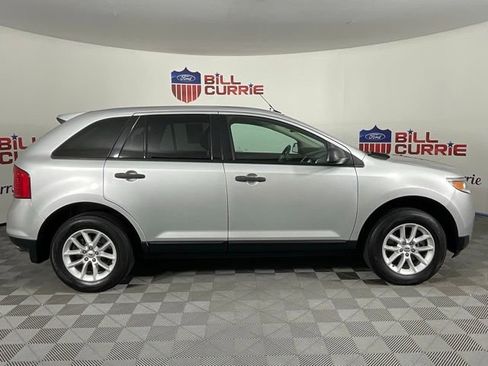 Used 2013 Ford Edge SE image 2