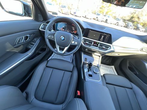 Used 2022 BMW 330i xDrive Sedan w/ Premium Package 2 AWD/4WD image 11