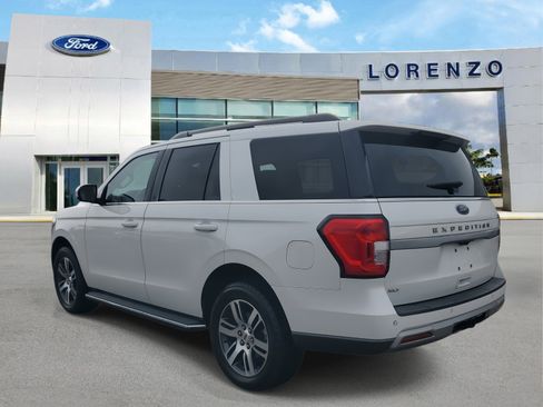 Used 2022 Ford Expedition XLT image 6