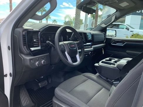 New 2026 GMC Sierra 1500 SLE w/ Preferred Package AWD/4WD image 14