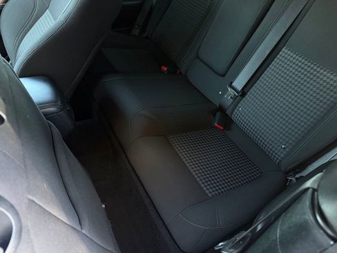 Used 2021 Dodge Challenger SXT RWD image 10