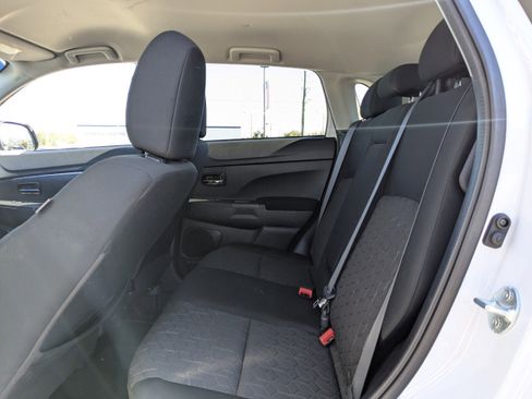 Used 2024 Mitsubishi Outlander Sport SE image 13