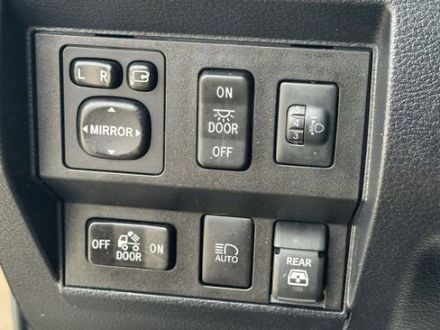 Used 2019 Toyota Tundra 1794 Edition AWD/4WD image 25