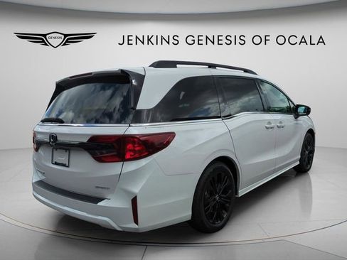 Used 2025 Honda Odyssey Sport-L image 3