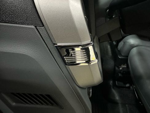 New 2026 Ford F250 XL w/ XL Chrome Package RWD image 26