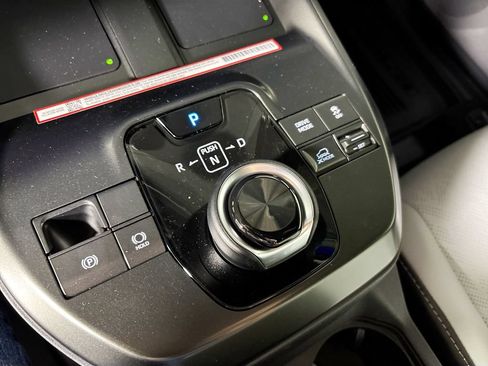 New 2026 Subaru Solterra AWD/4WD image 17