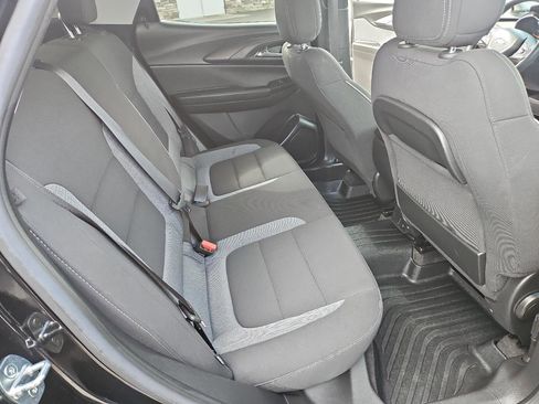 Used 2023 Chevrolet TrailBlazer LT w/ Convenience Package AWD/4WD image 19