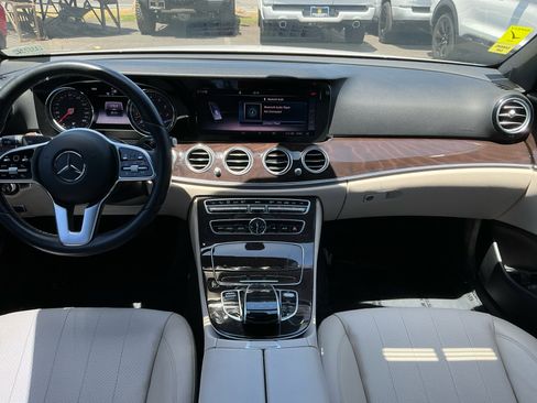 Used 2019 Mercedes-Benz E 300 w/ Premium 1 Package image 15