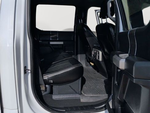 Used 2020 Ford F350 Lariat w/ Chrome Package image 26