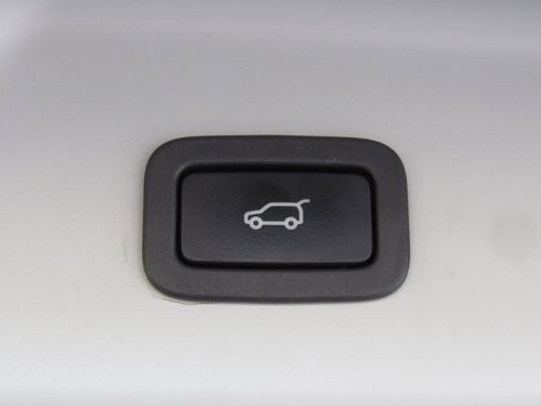 Used 2019 Land Rover Range Rover Autobiography image 25