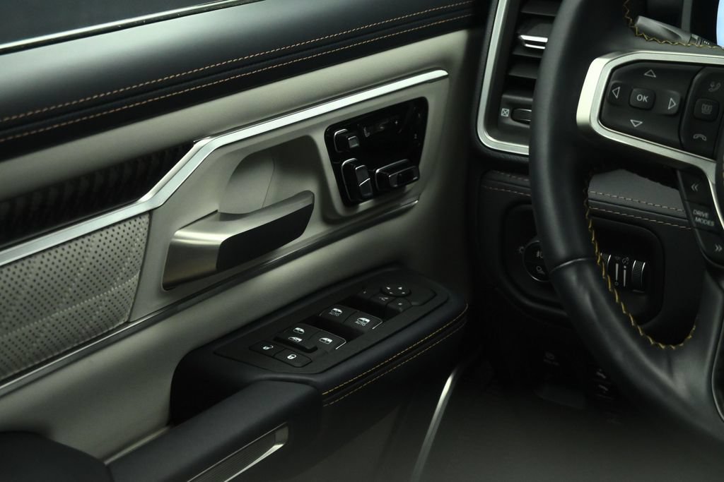 Used 2025 RAM 1500 Tungsten w/ Bed Utility Group AWD/4WD image 41