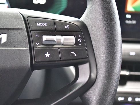Used 2025 Kia K4 FWD image 22