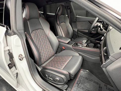 Used 2025 Audi S5 Premium Plus image 4
