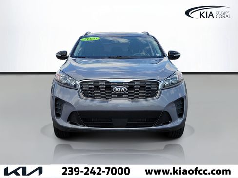 Used 2020 Kia Sorento S FWD image 2