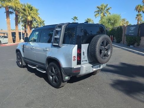 Used 2023 Land Rover Defender 110 SE AWD/4WD image 7