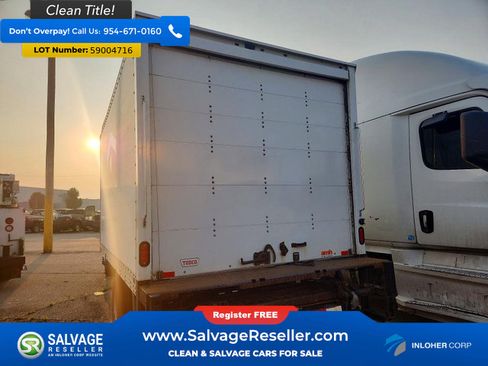 Used 2020 Chevrolet Express 4500 RWD image 3