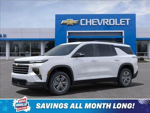 New 2025 Chevrolet Traverse LT w/ LPO, Floor Liner Package FWD image 2