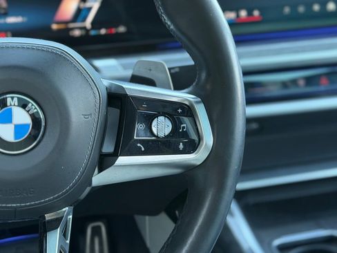 Used 2023 BMW 760i xDrive w/ Executive Package image 43