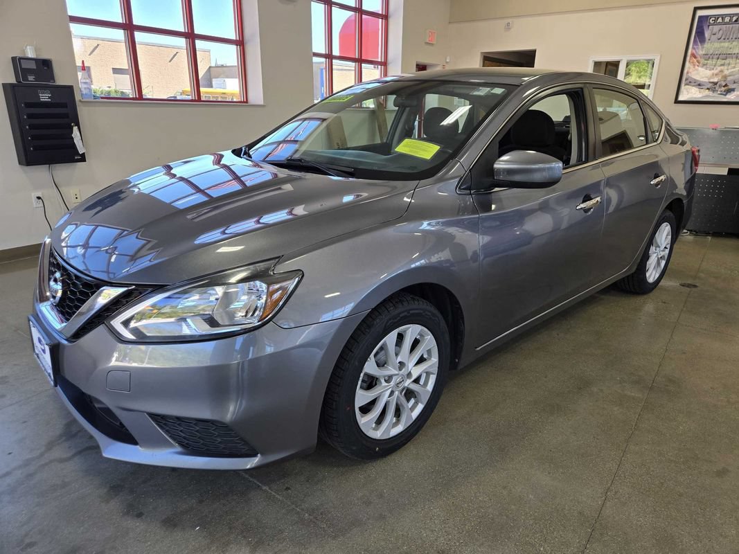 Used 2019 Nissan Sentra SV FWD image 2