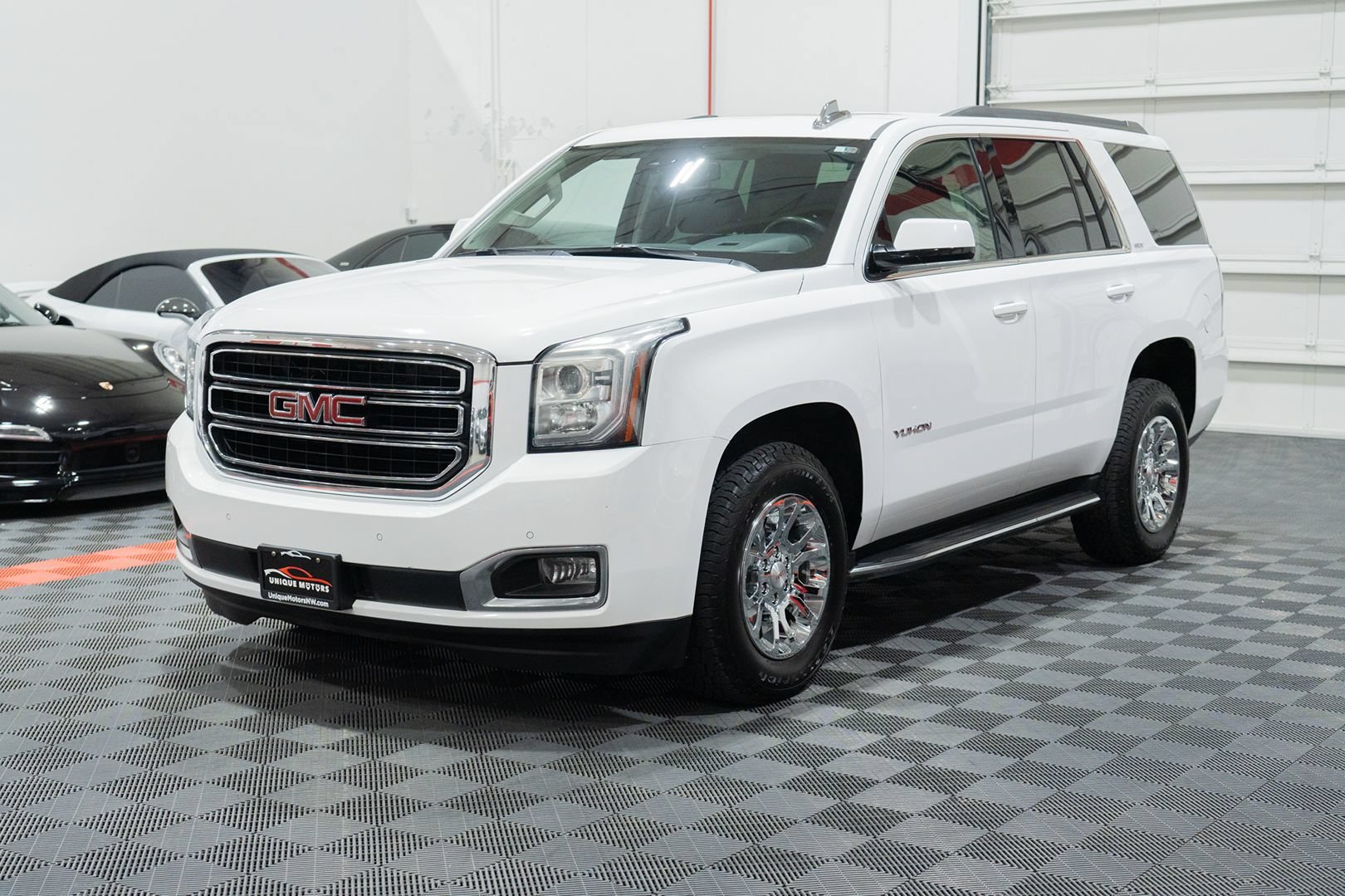 Used 2020 GMC Yukon SLT AWD/4WD image 3