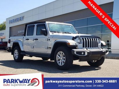 Used 2023 Jeep Gladiator Sport