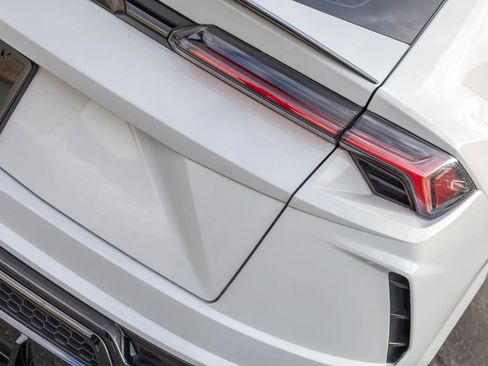 Used 2022 Lamborghini Urus image 30