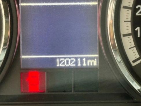 Used 2011 RAM 1500 Sport w/ Sport Premium Group image 18