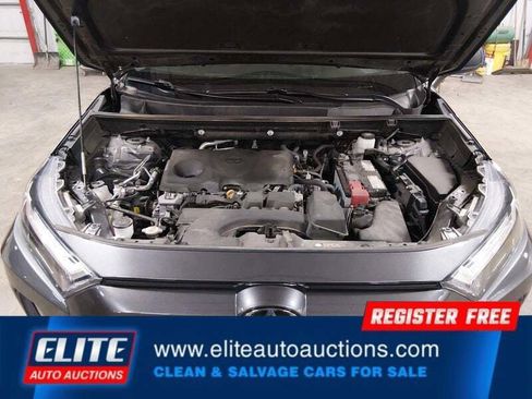 Used 2023 Toyota RAV4 LE AWD/4WD image 19