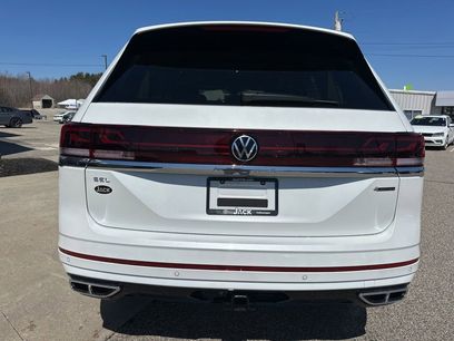 New 2026 Volkswagen Atlas SEL Premium R-Line