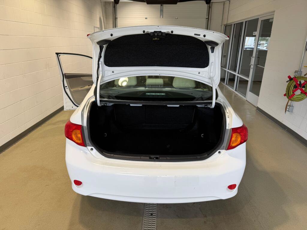 Used 2009 Toyota Corolla LE FWD image 13