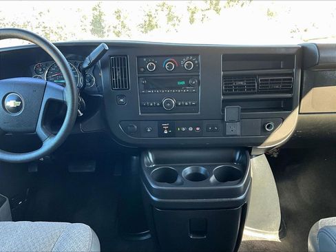 Used 2020 Chevrolet Express 3500 LT w/ LT Preferred Equipment Group image 29