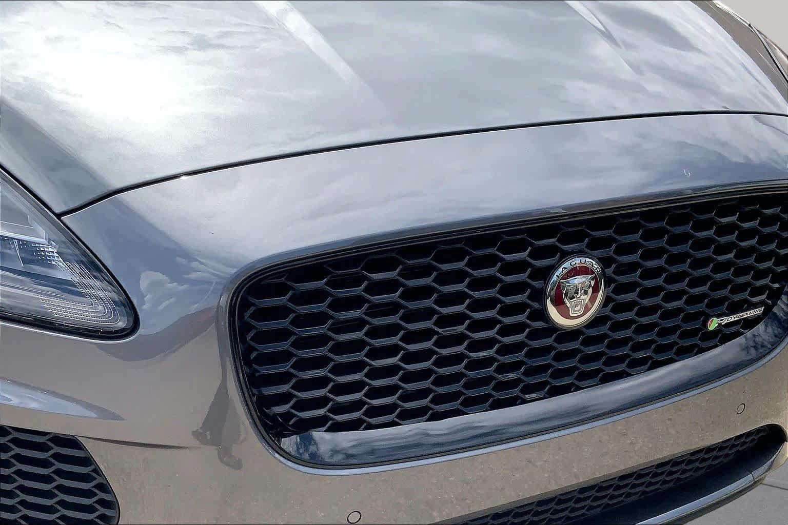 Used 2018 Jaguar E-PACE R-Dynamic SE AWD/4WD image 29