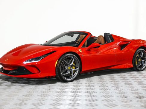 Used 2023 Ferrari F8 Tributo RWD image 22
