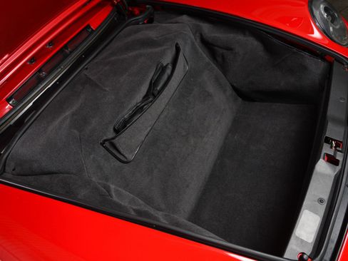 Used 1998 Porsche 911 Carrera S image 36