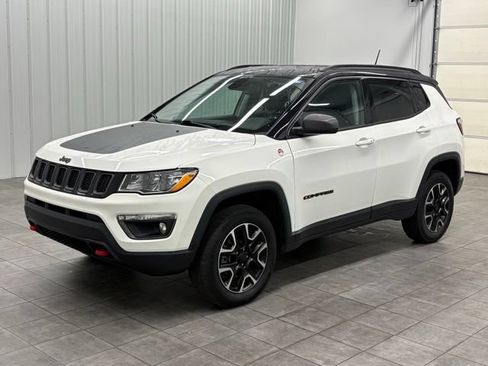 Used 2020 Jeep Compass Trailhawk AWD/4WD image 5