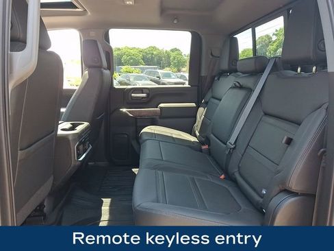 Used 2021 GMC Sierra 3500 Denali w/ Denali Ultimate Package AWD/4WD image 21
