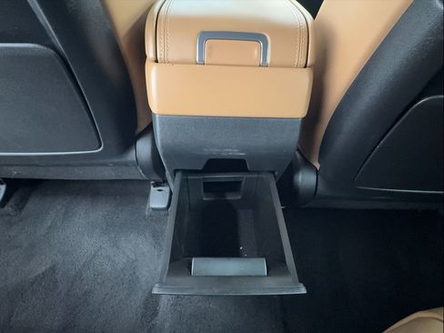 Used 2025 Hyundai Santa Fe Limited image 26