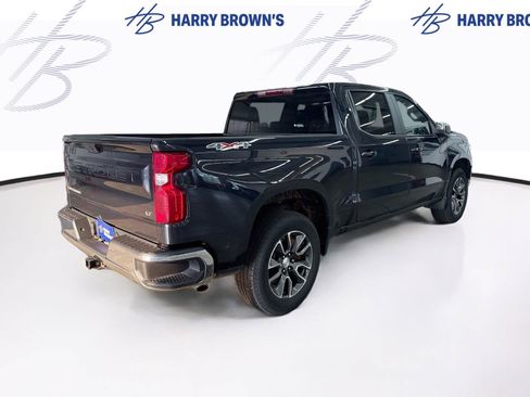 Used 2024 Chevrolet Silverado 1500 LT AWD/4WD image 10