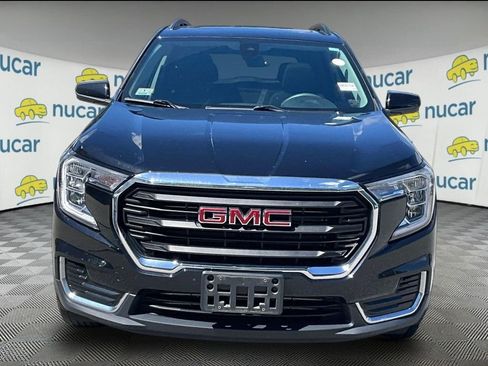 Used 2022 GMC Terrain SLE w/ Driver Convenience Package AWD/4WD image 2